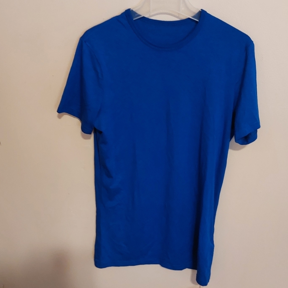 Dsquared t-shirt bnwot size Big kids L